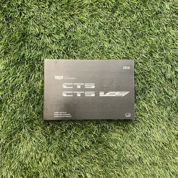 2016 Cadillac CTS CTS-V Sedan Owners Manual (2.0T 3.6T 6.2T Vsport, V, Premium) - Picture 2 of 10